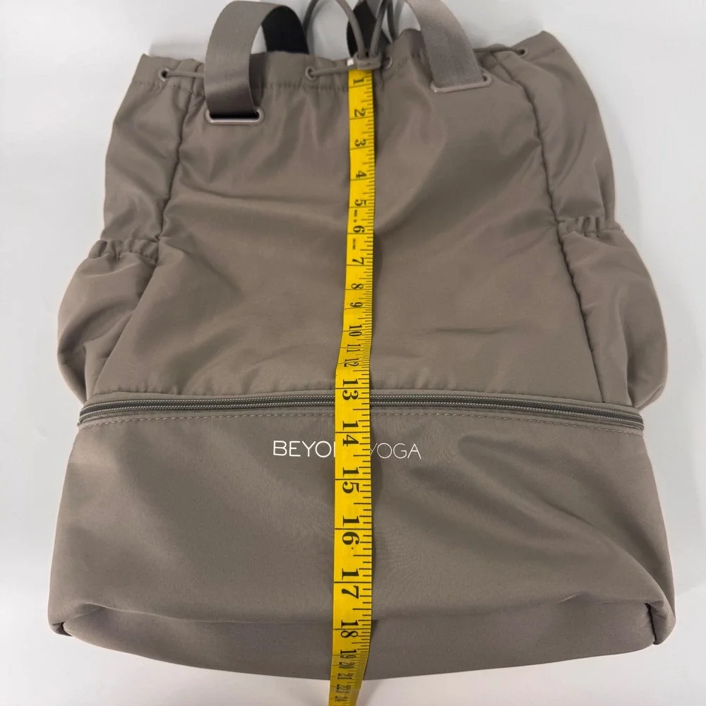 Beyond‎ Yoga Womens Convertible Backpack Tote Bag Taupe Brown Nylon Gym Travel